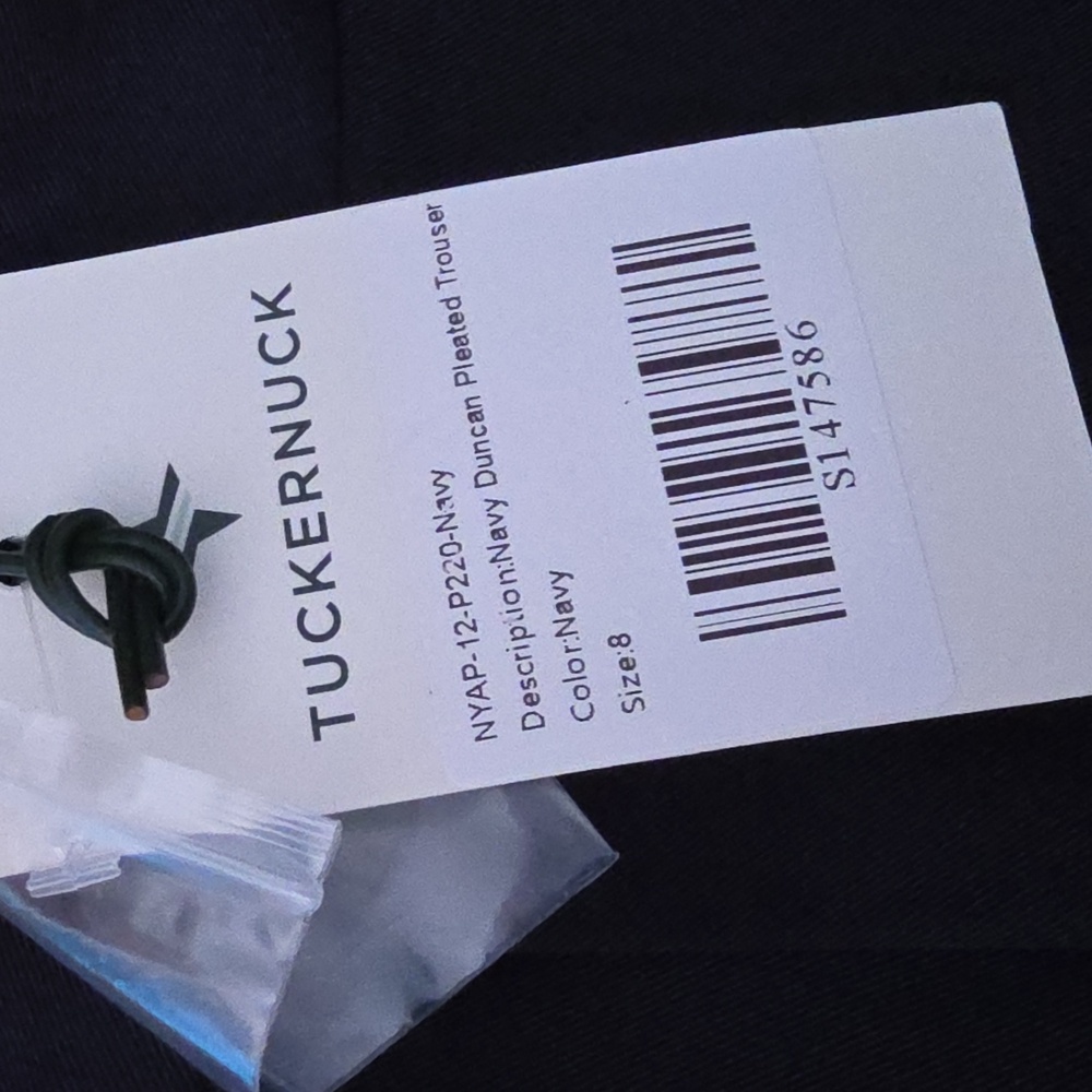 Tuckernuck Duncan Pleated Navy Dress Pants In Size 10 - Picture 8 of 8